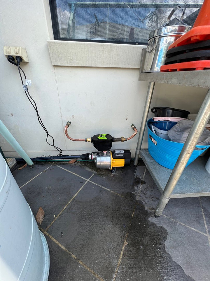 Davey Rainbank KRB2 46L/min Pressure Pump + Mains Backup + Controller Supplied & Installed - Plumbing - Pump