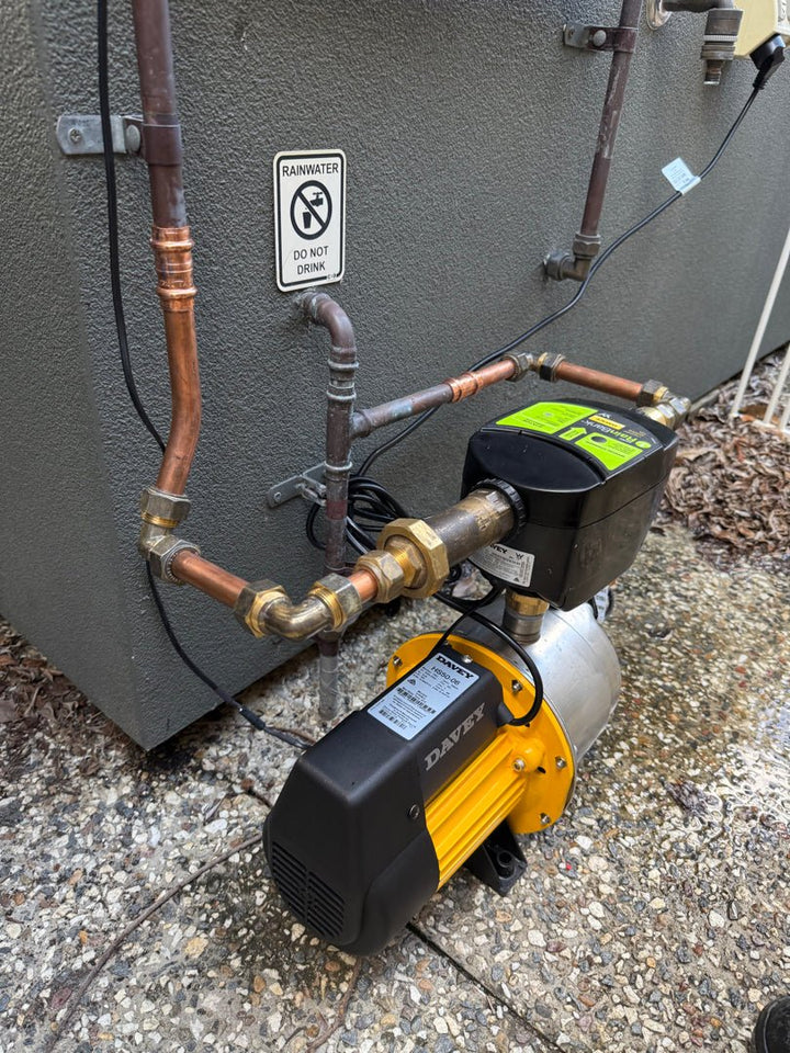 Davey Rainbank KRBS2 Submersible Pump + Mains Backup + Controller Supplied & Installed - Plumbing - Pump