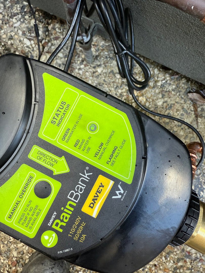 Davey Rainbank KRBS2 Submersible Pump + Mains Backup + Controller Supplied & Installed - Plumbing - Pump