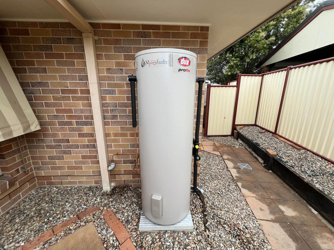 Dux 250L Electric Hot Water System | Supply+Install | LIFETIME WARRANTY - Water Heaters