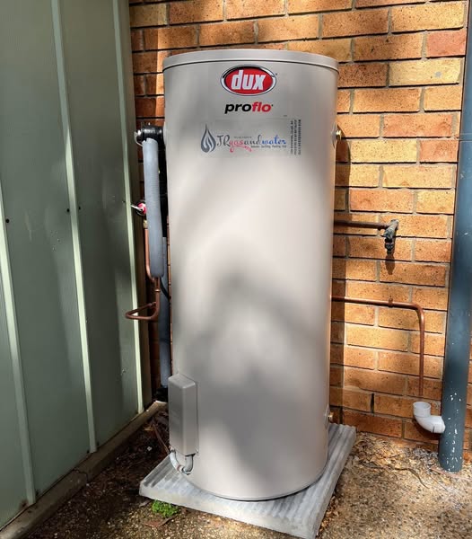Dux 315L Electric Hot Water System | Supply+Install | LIFETIME WARRANTY - 