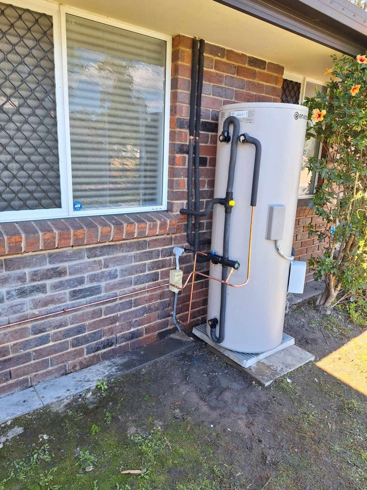 Envirosun AS250/40 Solar Water System Installed - 