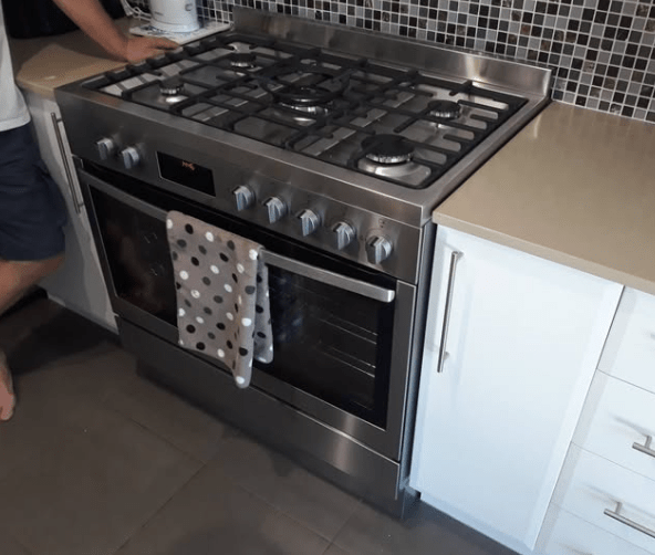Freestanding Cooker Installation or Replacement - Gas - Install