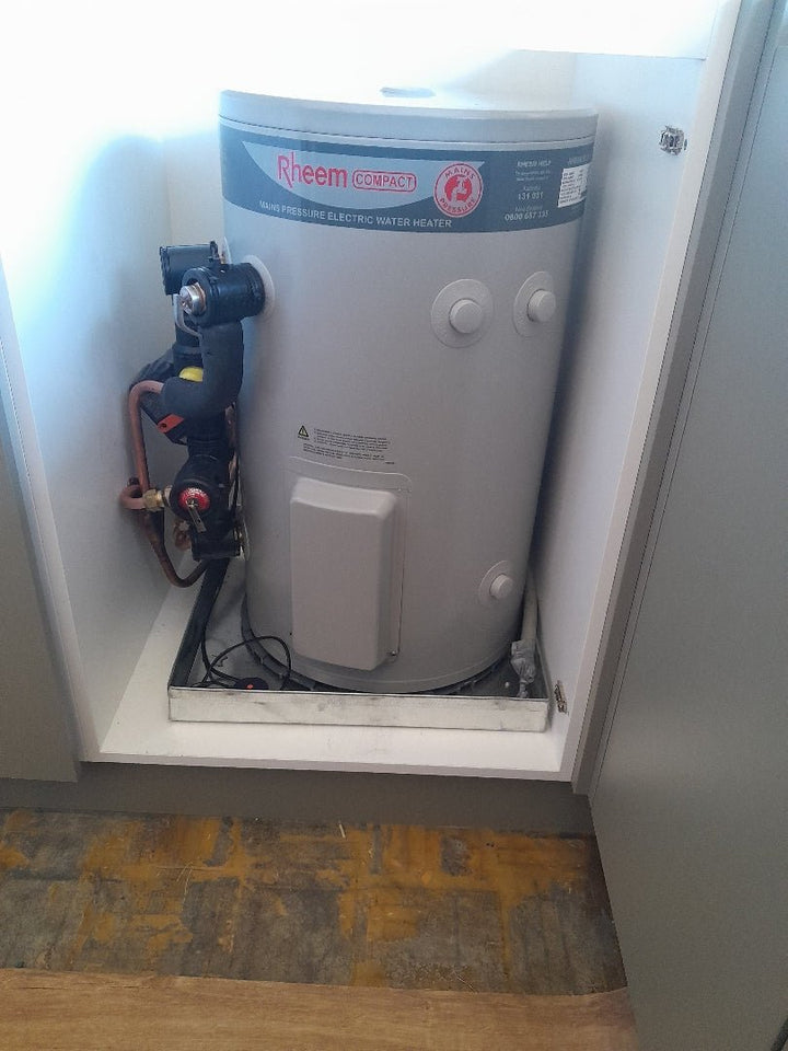 Rheem 47L Electric Hot Water System | Supply+Install | LIFETIME WARRANTY - Water Heaters