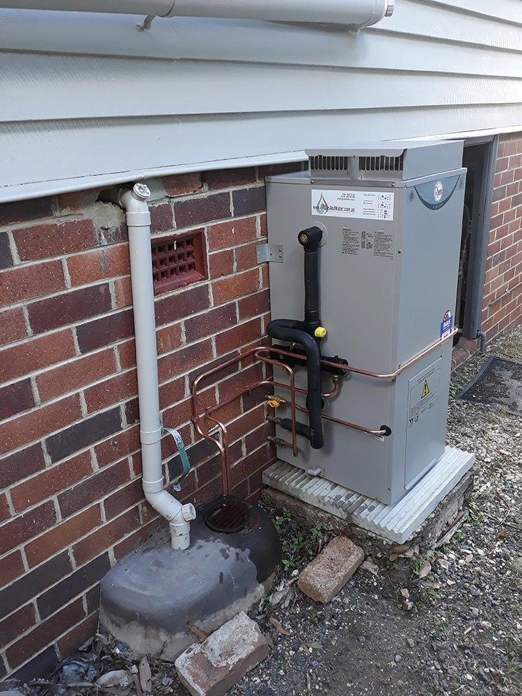 Aquamax G270SS 130L Gas Water System Installed - JR Gas and WaterWater Heater - Gas Storage