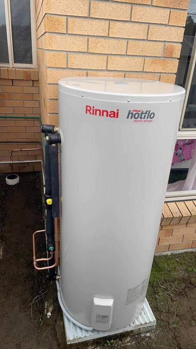 Rinnai 50L (HFE50S) Electric Hot Water System Installed - JR Gas and WaterWater Heater - Electric